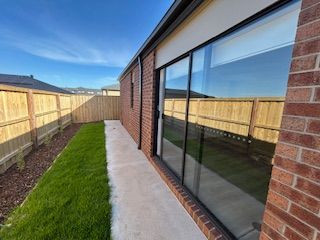 For Rent - Modern 3-Bedroom Home in Prime Tarneit Location! - Photo 1