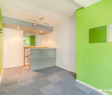 Charming 3-Bedroom Home in Higgins - Photo 2