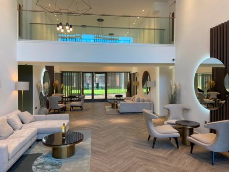 1 Bed Flat, The Crescent, M5 - Photo 5