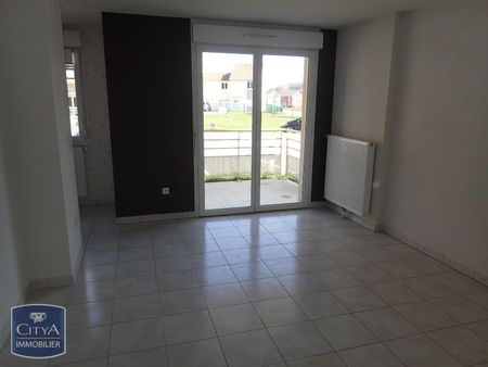 Location Appartement 2 pièces 46m² GRAND CHARMONT 25200 - Photo 2