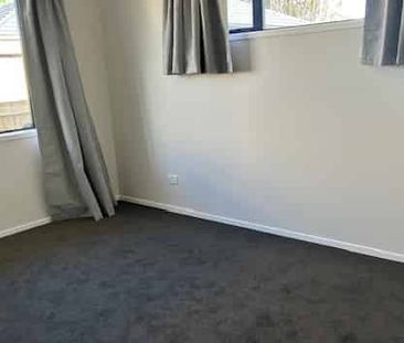 MASTERTON - 3 BEDROOMS - Photo 1