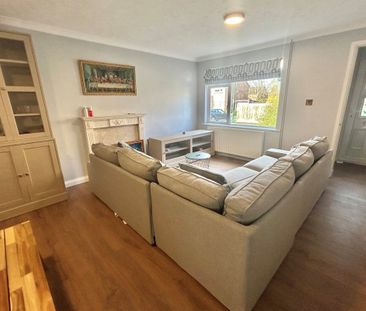 Helm Close - Photo 2