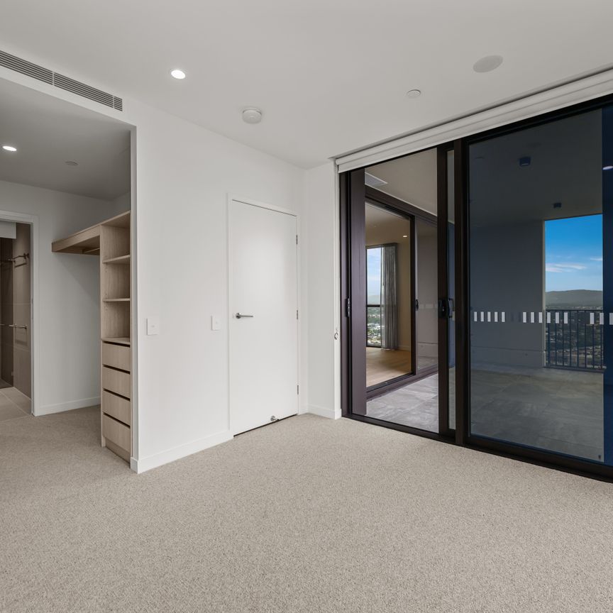 1701/7 Mermaid Avenue, Mermaid Beach QLD 4218 - Apartment For Rent | Domain - Photo 1