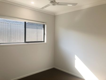 LOW MAINTENANCE UNIT - INCLUDES WATER USAGE - Photo 4