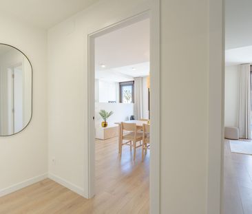 Middle Floor Apartment in Estepona - Photo 5