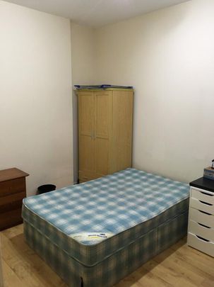 Flat 1-35 Ashley Avenue, Belfast, BT9 7BT - Photo 1