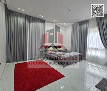 Charming 5 BR Villa in Al Zaheya Gardens: Serene - Photo 1