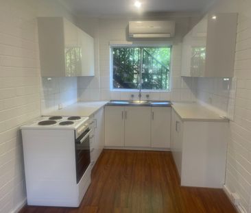 Ideally Located - Short Walk To The Beach! - Photo 1