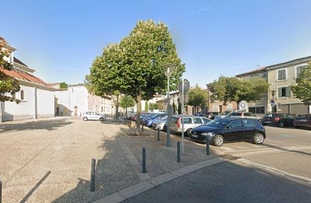 Location Appartement 2 pièces 38m² BOURG LES VALENCE 26500 - Photo 2