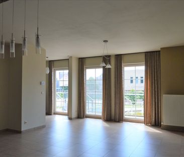 Mooi en ruim appartement in het centrum van Kwaadmechelen - Photo 2