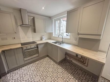 51 Hatton Drive, Woodstock, Belfast, BT6 9BB - Photo 5