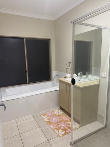 North Lakes - Photo 3
