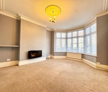 4 bedroom semi-detached house to rent - Photo 1