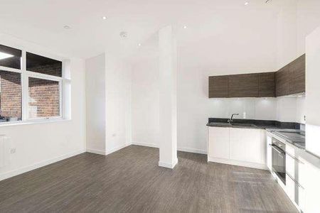 Knoll Road, Surrey, GU15 - Photo 5