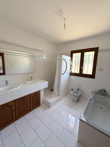 Location Maison 6 pièces 170m² LATTES 34970 - Photo 5