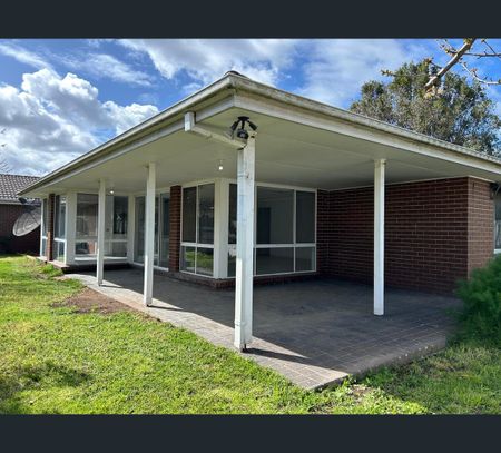 274 Ormond Road, Narre Warren South, Vic 3805 - Photo 3