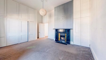 3 Bed, 2 Bath - Photo 5