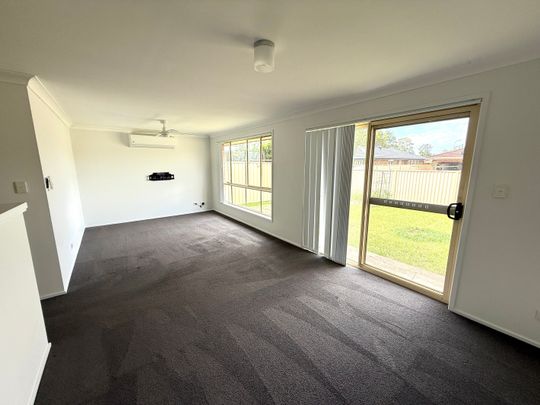 Well Presented 3 Bedroom Duplex! - Photo 1