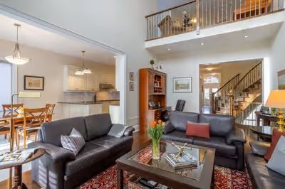 For Lease - 203 Hunterwood Chase, Vaughan, Ontario - Photo 2