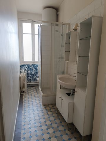 Location Appartement 3 pièces 52m² ST MAUR DES FOSSES 94210 - Photo 3