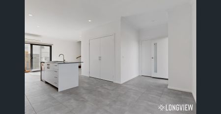 Modern Living in Clyde North – Convenience Meets Lifestyle - Photo 5