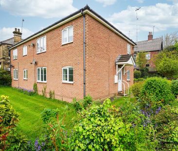 2 bedroom ground floor flat to rent - Photo 4