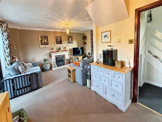 3 bedroom detached house to rent - Photo 1