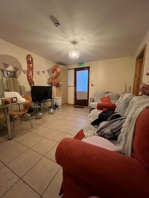 Unit 1, 82 Fitzroy Avenue, Belfast, BT7 1HX - Photo 1