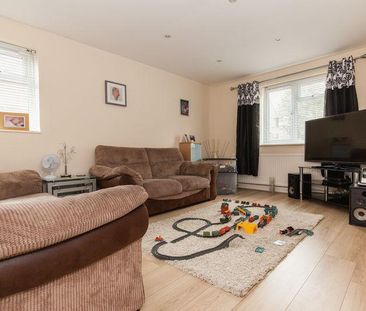 3 bedroom detached house to rent - Photo 1