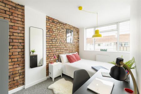 6 bedroom house to rent - Photo 2