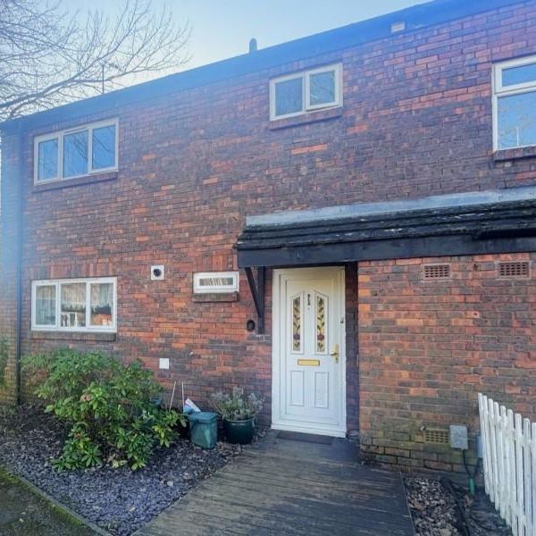 3 bedroom end of terrace house to rent - Photo 1