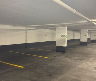 For Lease - 395 Square One Drive Unit# 1702, Mississauga, Ontario - Photo 3