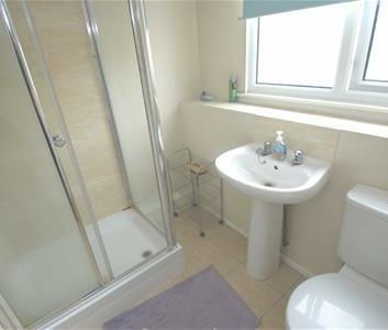 House share to rent - Photo 6