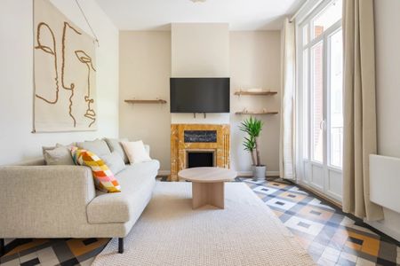 A Louer Marseille 13007 Endoume / Saint-Victor Magnifique Type 3 meublé 52m2 au coeur d'Endoume avec balcon - Photo 4