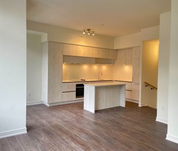 For Lease - 2 Steckley House Lane Unit# 924, Richmond Hill, Ontario - Photo 2