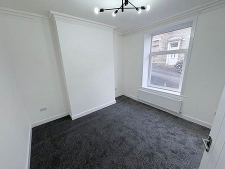 Regent Street - Photo 2