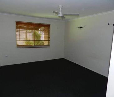 3 BED UNFURNISHED HOUSE (PETS ON APPLICATION) - Photo 5