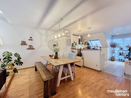 Ruim en lichtrijk appartement met drie slaapkamers - Photo 5