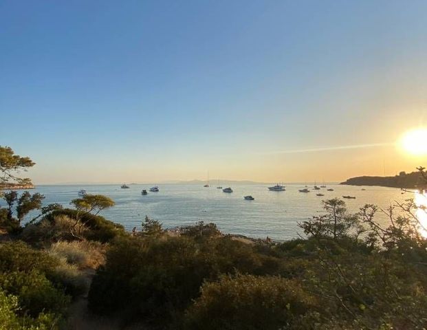 Διαμέρισμα για ενοικίαση - Βουλιαγμένη, - Photo 1