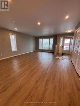 78 HICKORY GROVE - Photo 1