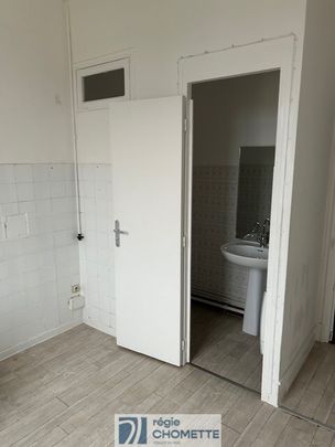 56 GENAS - Photo 1