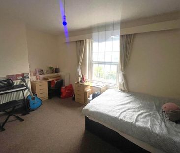 5 bedroom terraced house to rent - Photo 6