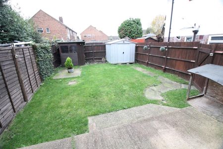 Willow Tree Lane, Hayes - Photo 4