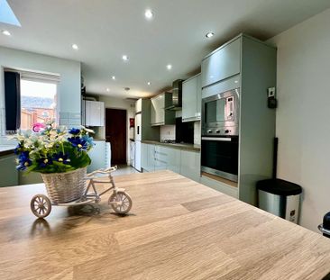 5 bedroom terraced house to rent - Photo 4