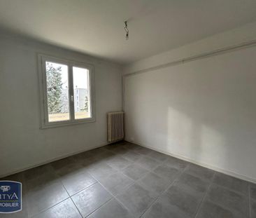 Location Appartement 4 pièces ORANGE 84100 - Photo 3