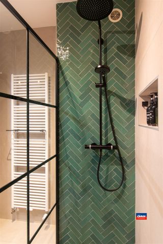 Modern appartement met 2 slpks, terras + garage - € 985 - Photo 4