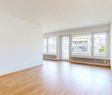 MODERN APARTMENT IN CENTRAL POSITION - Photo 2