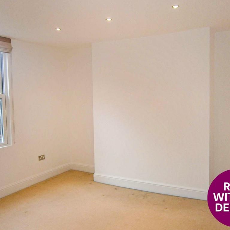 4 bedroom terraced house to rent - Photo 1