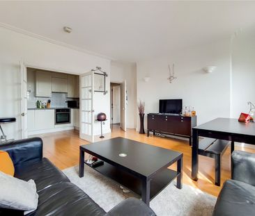 City Road, London, EC1V 2NR - Photo 2