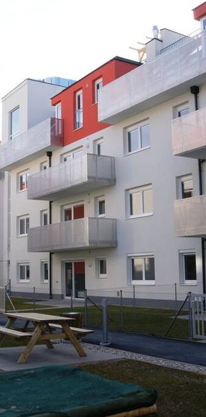 Drei-Zimmer-Wohnung mit Balkon - Foto 1